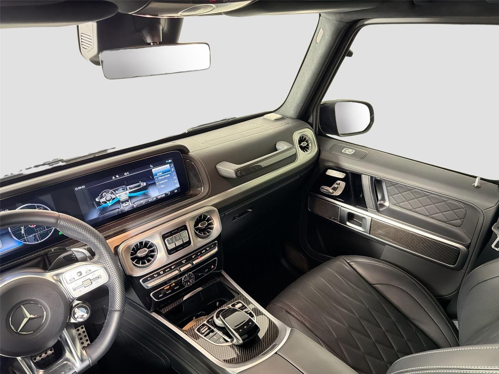 Used 2022 Grey Mercedes-Benz AMG® G 63 4MATIC SUV image 21