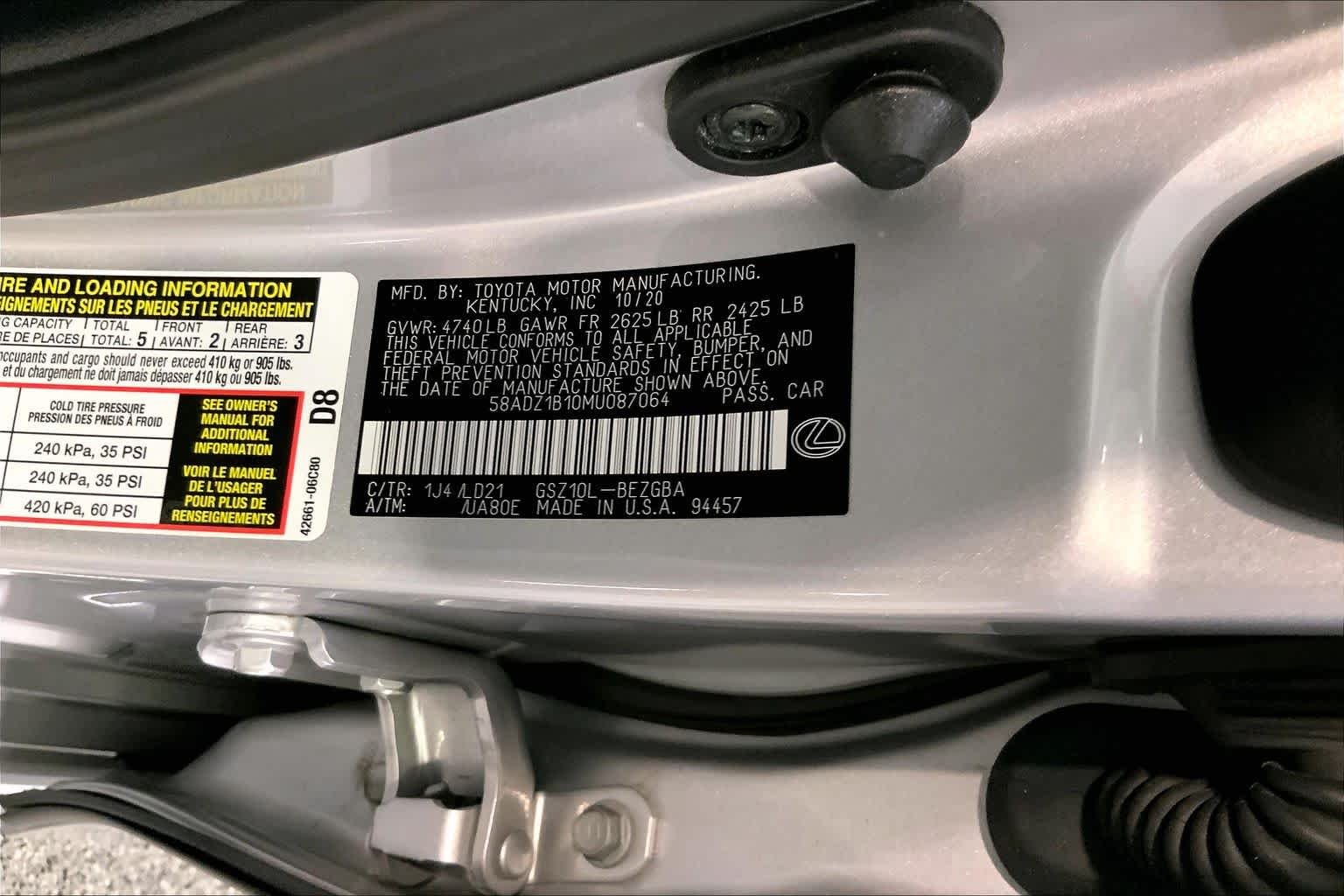 Used 2021 Silver Lining Metallic Lexus  image 37