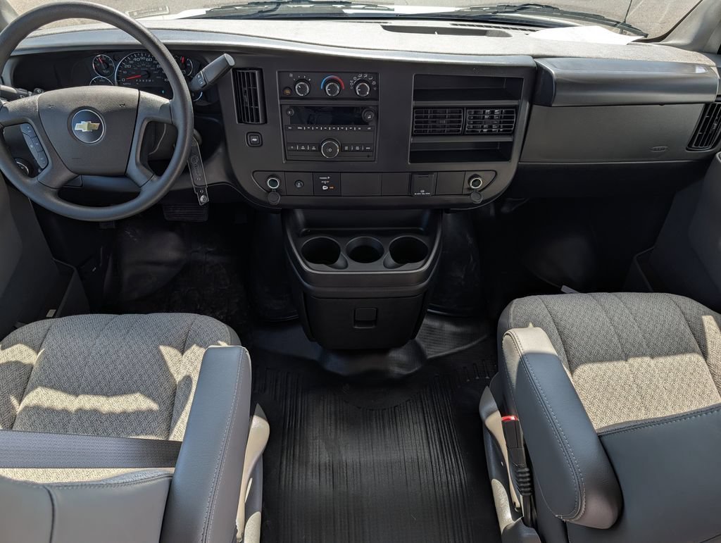 2026 Chevrolet Express Cargo Work Van - Photo 9