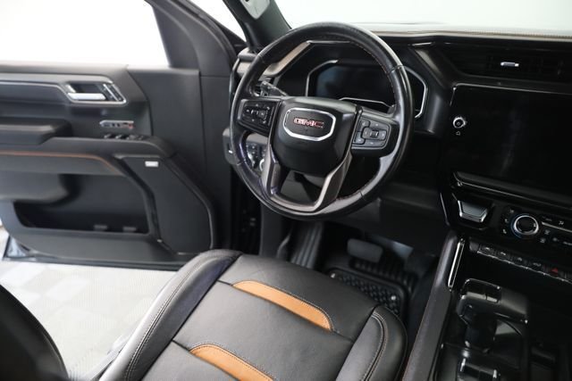 Used 2022 Black GMC AT4 image 23
