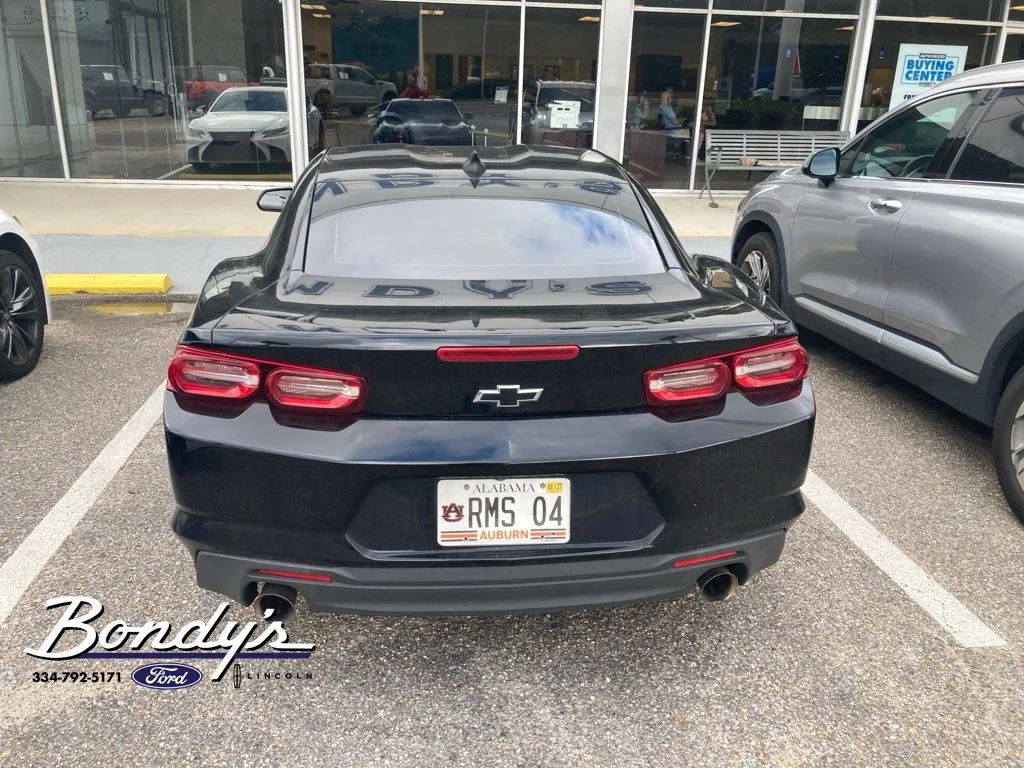 Used 2021 Black Chevrolet 1LT image 4