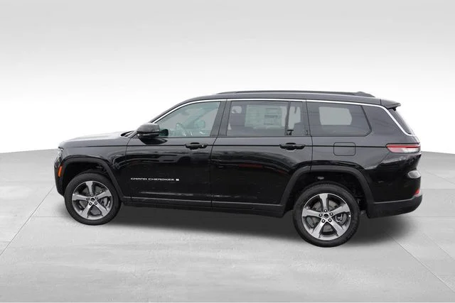 New 2026 Black Jeep Limited image 6