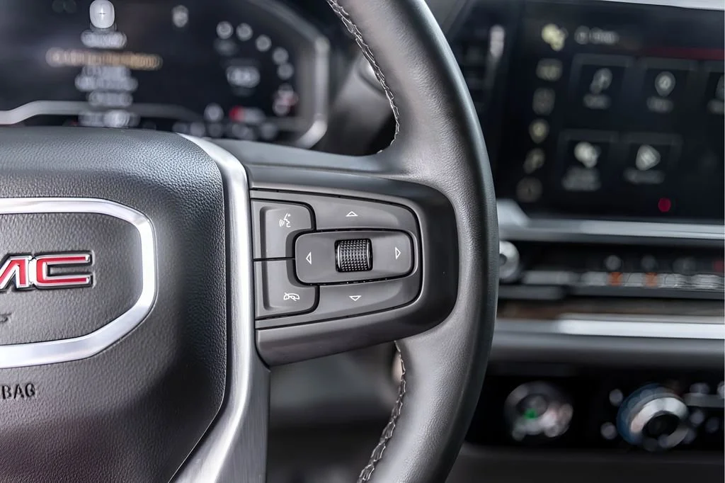 Used 2024 Titanium Rush Metallic GMC Elevation image 16