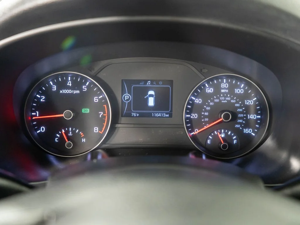 Used 2018 Silver Kia LX image 17