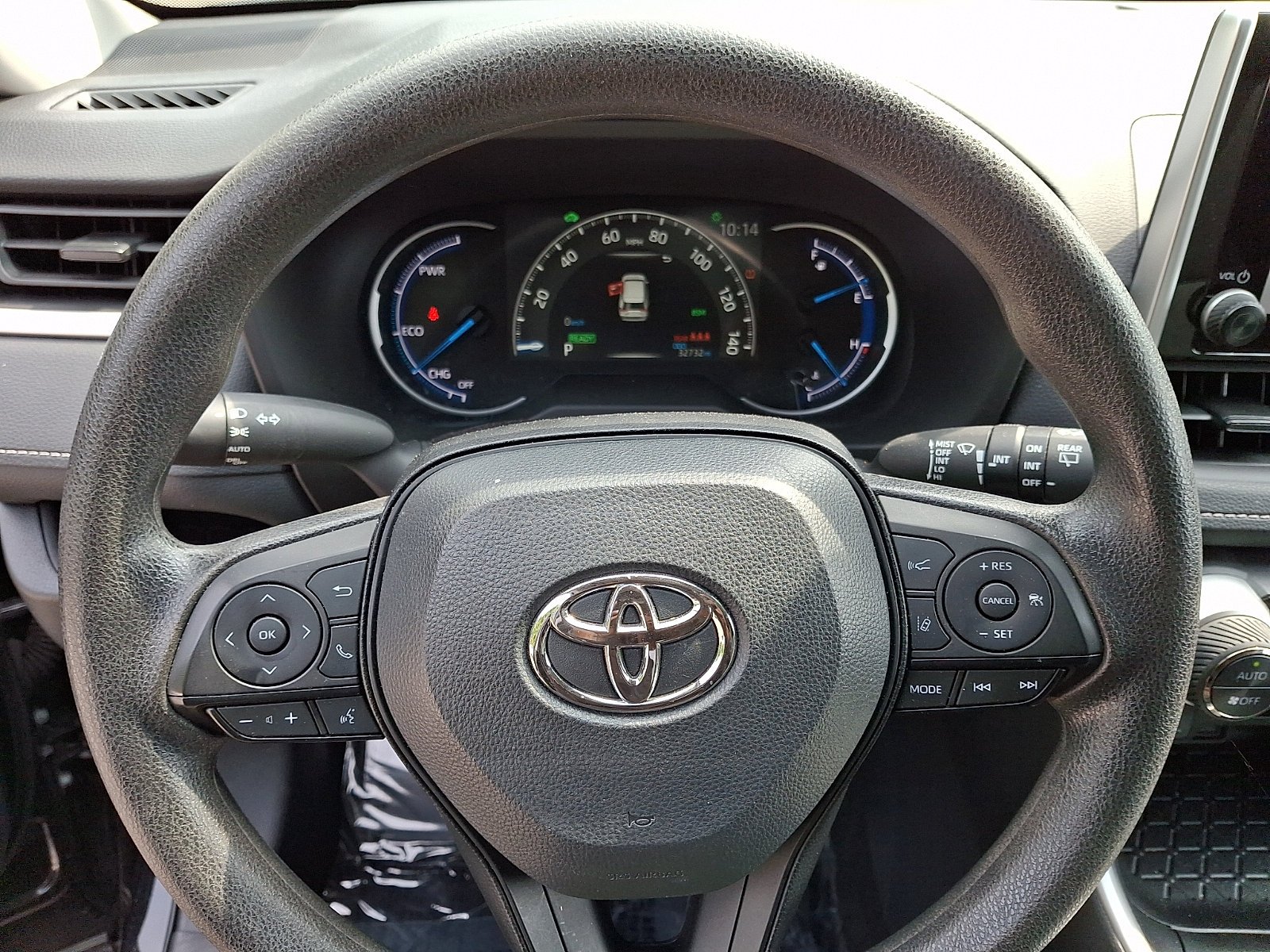 Used 2025 Midnight Black Metallic   218 Toyota Hybrid XLE image 18
