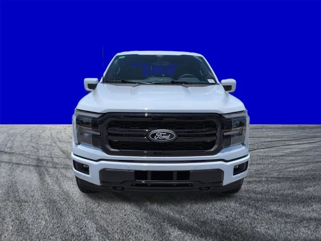 New 2026 Oxford White Ford Lariat® image 9