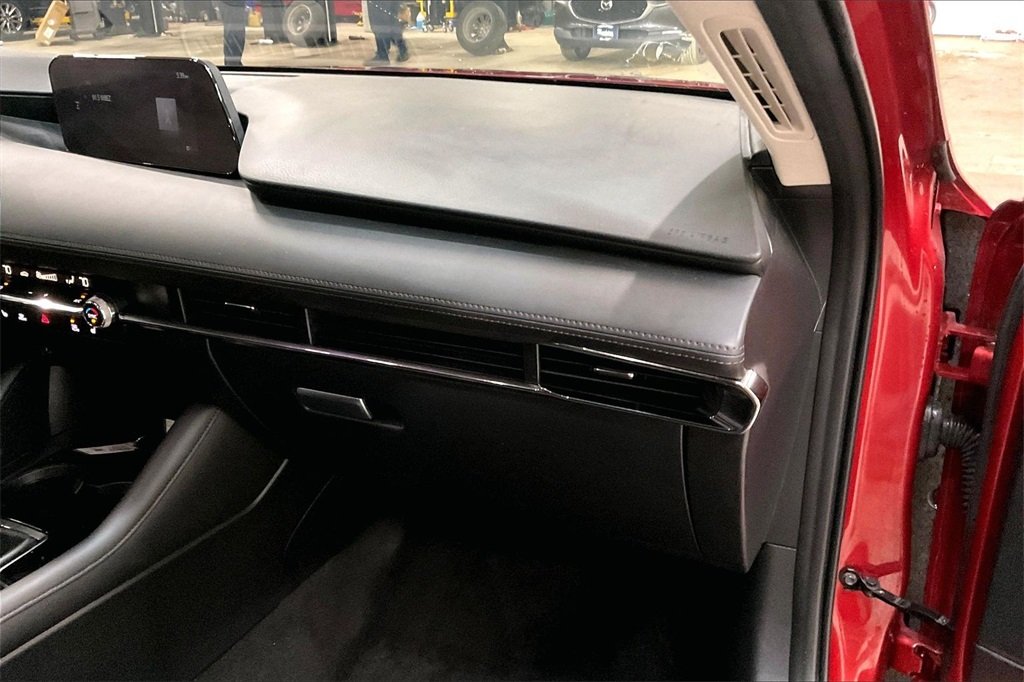 2021 MAZDA MAZDA3 - Image 15