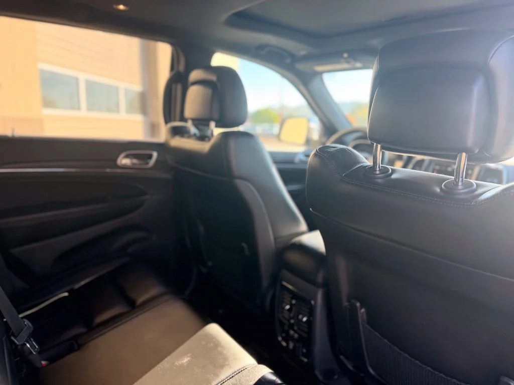 Used 2018 True Blue Pearlcoat Jeep Limited image 15