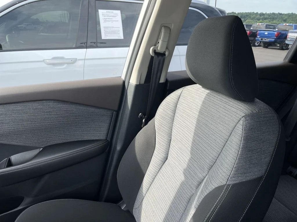 Used 2023 Silver Nissan SV image 22