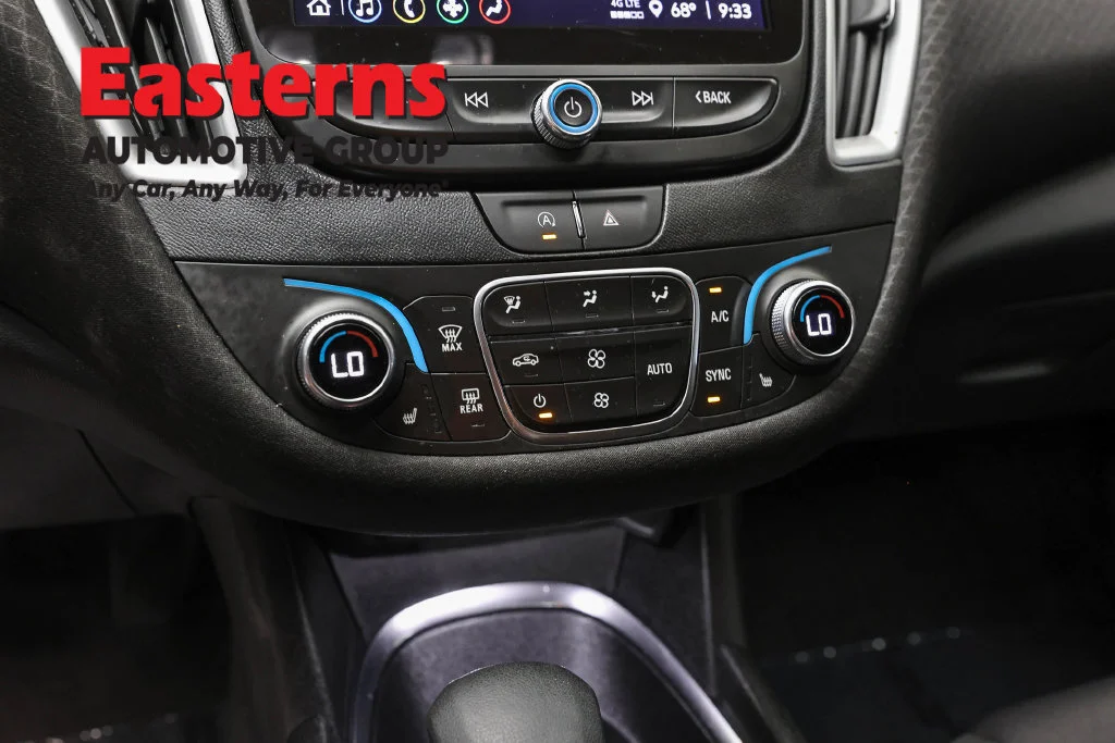 Used 2024 Blue Chevrolet LT image 20