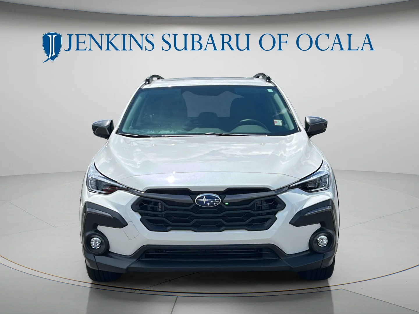 Used 2025 Crystal White Pearl Subaru Limited image 8