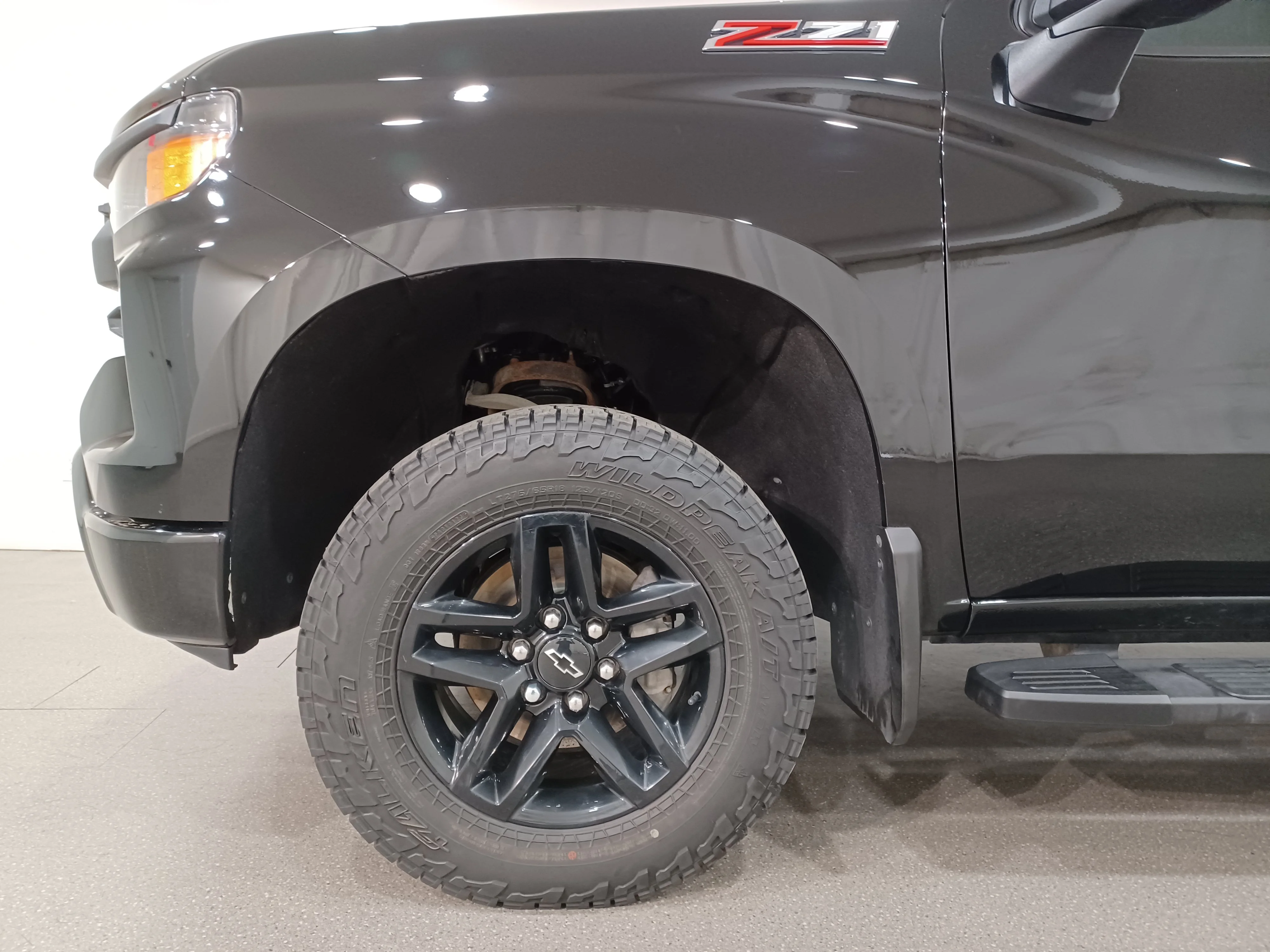 Used 2022 Black Chevrolet Custom Trail Boss 4WD*6 Pass | Adaptive Cruise | Remote Start | Tow Pkg | Park Assist | CarPlay image 18