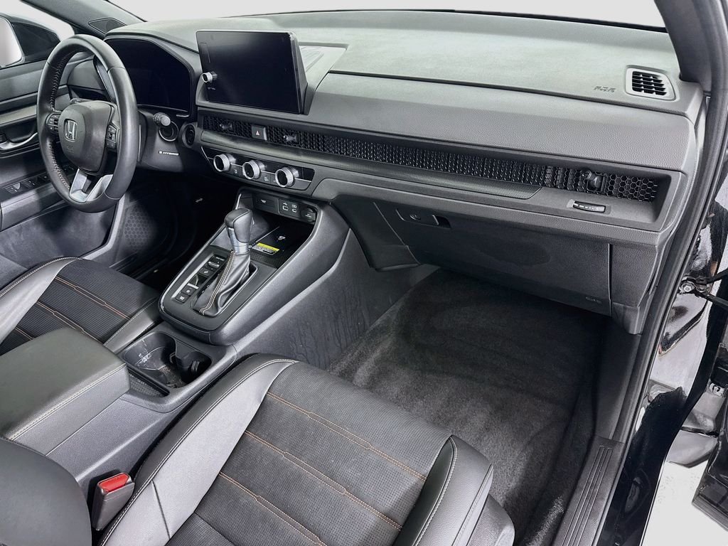2025 Honda CR-V Sport-L - Photo 17