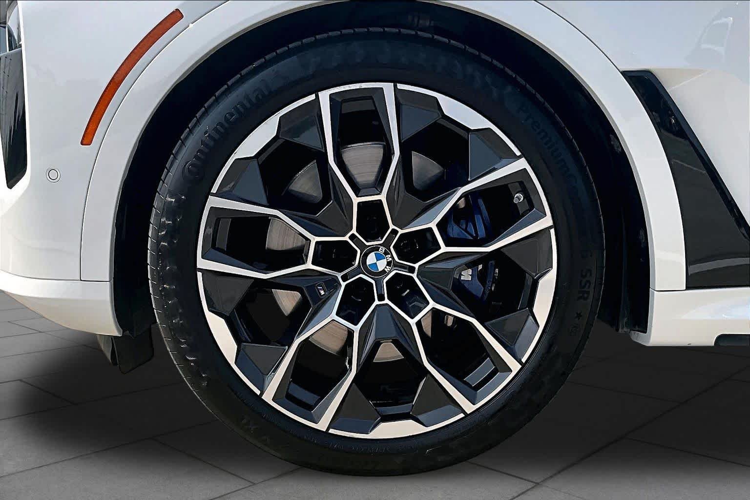 Used 2024 Mineral White Metallic BMW M60i image 10