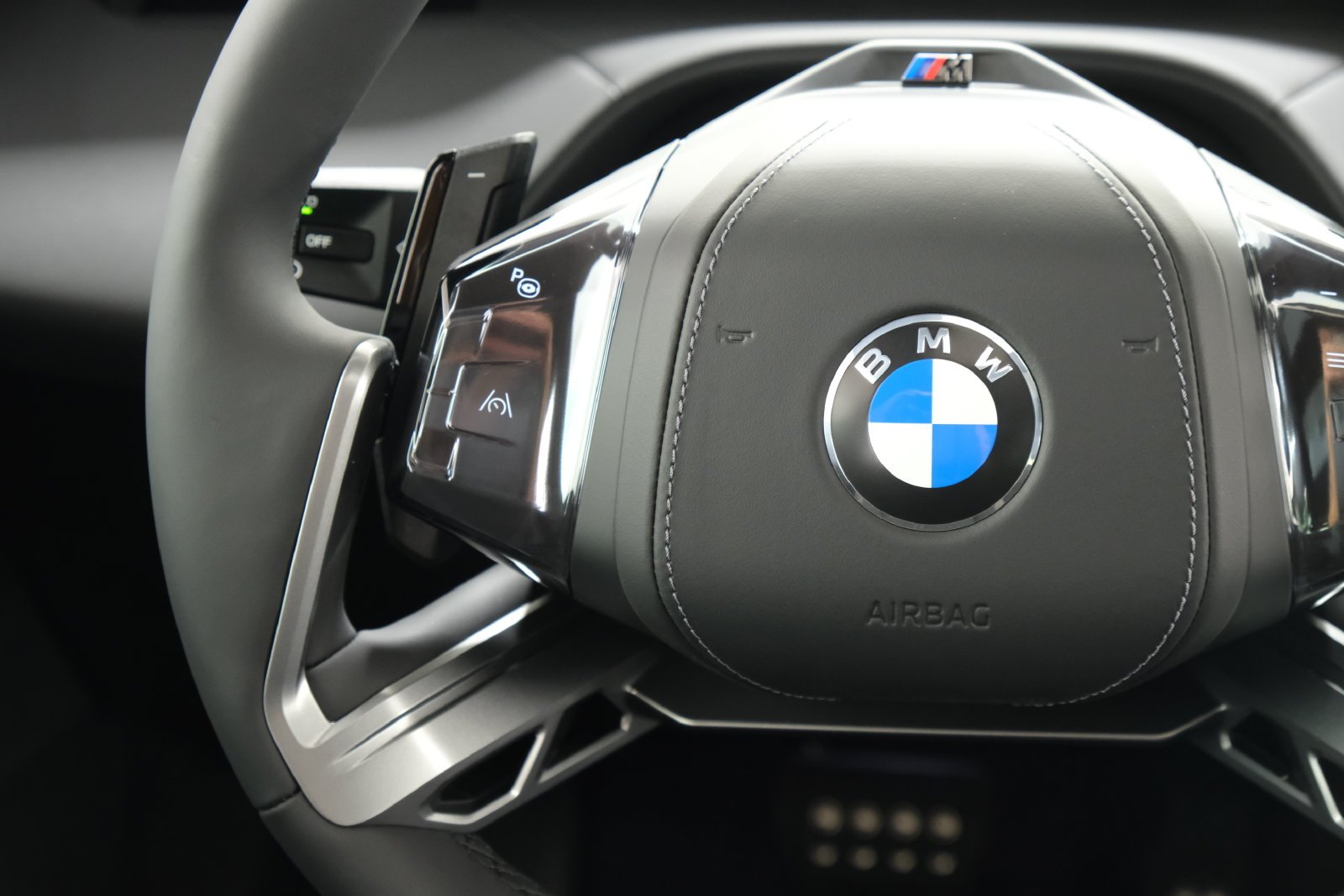 New 2027 Dravit Grey Metallic BMW  image 14