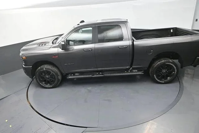 New 2026 Granite Crystal Metallic Clear-Coat Exterior Paint RAM LARAMIE image 15