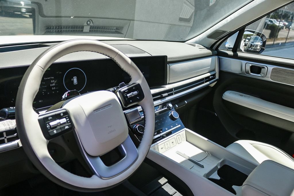 New 2025 White Hyundai Calligraphy image 25