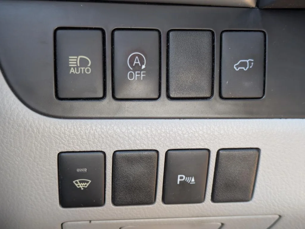 Used 2018 White Toyota Limited image 52