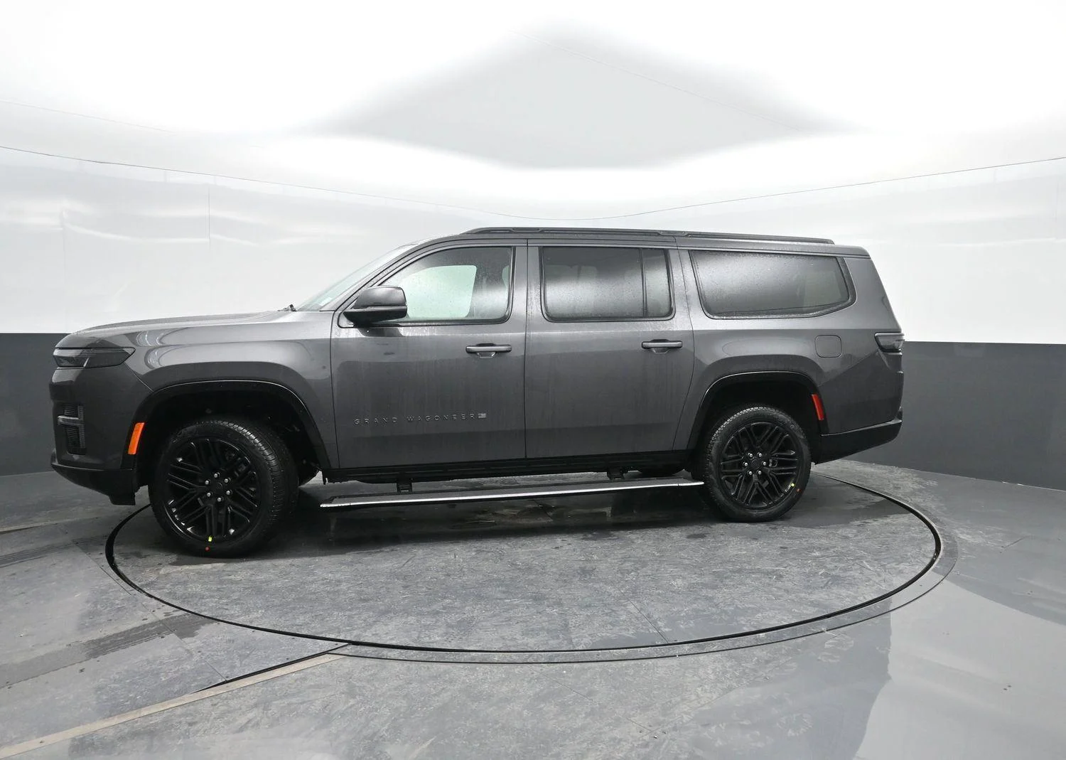 New 2026 Baltic-Gray Metallic Clear-Coat Exterior Paint Jeep Limited Reserve image 1