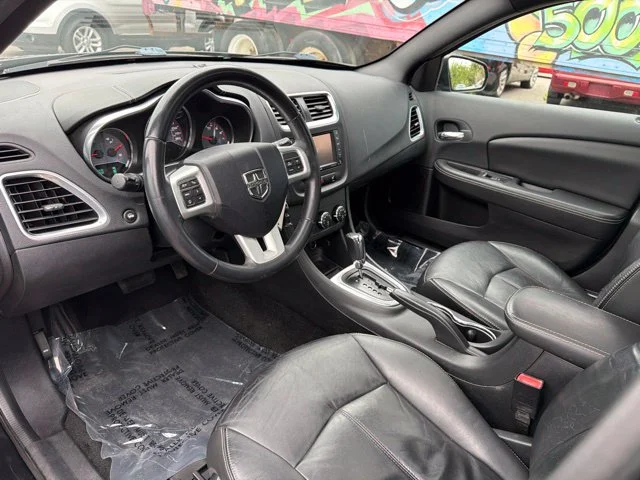 Used 2013 Black Dodge SXT image 10