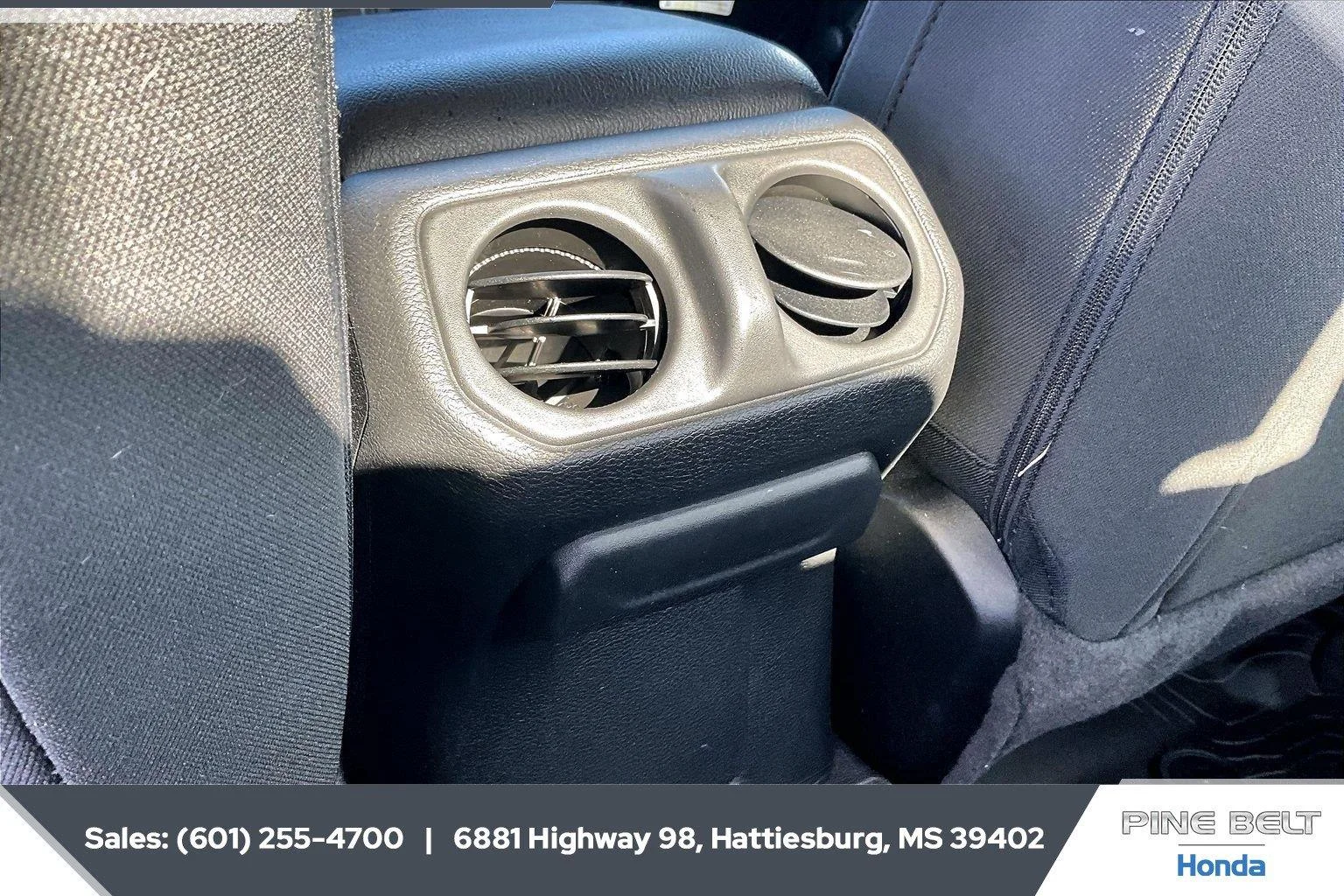 Used 2023 Granite Crystal Metallic Clearcoat Jeep Sport image 24
