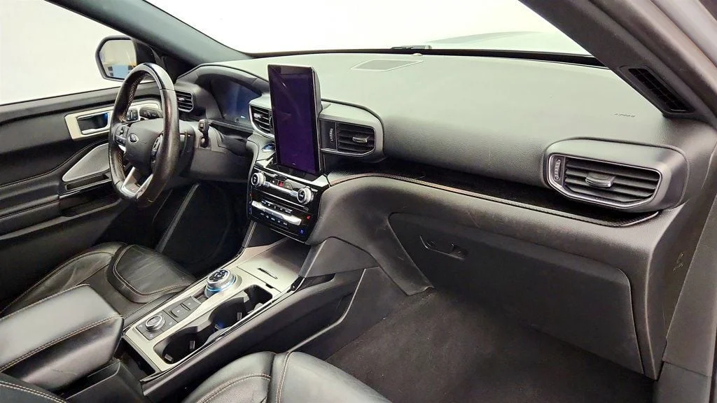 Used 2021 Iconic Silver Metallic Ford ST 4WD w/ ST High-Performance Pack, Moonroof & Premium Tech image 24