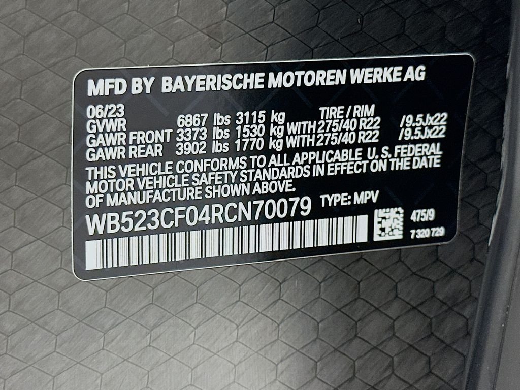 Certified Used 2024 Black Sapphire Metallic BMW xDrive50 image 32