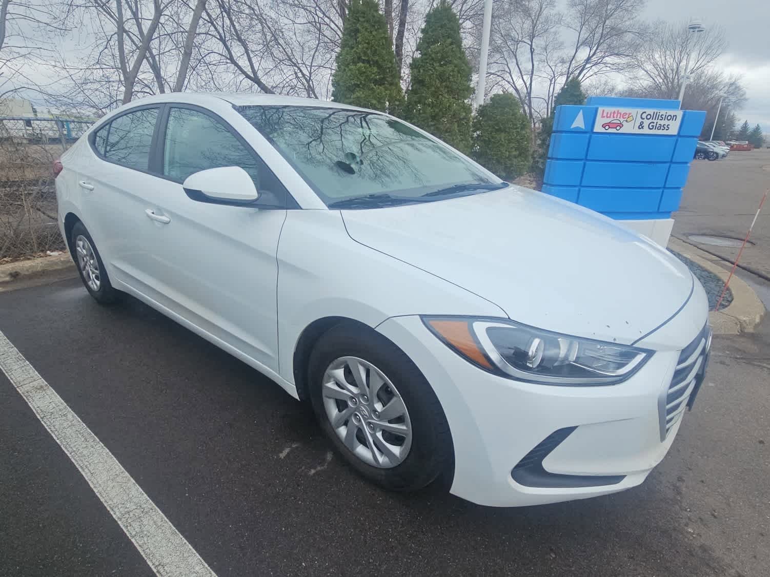 Used 2017 Hyundai Elantra SE with VIN 5NPD74LF8HH163143 for sale in Hopkins, MN