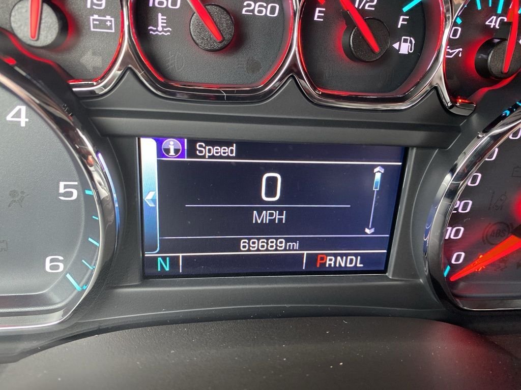 Used 2019 Gray Chevrolet LT image 21