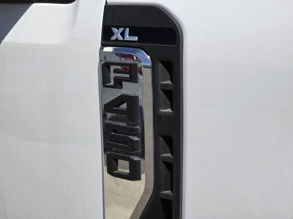 New 2026 Oxford White Ford XL image 26