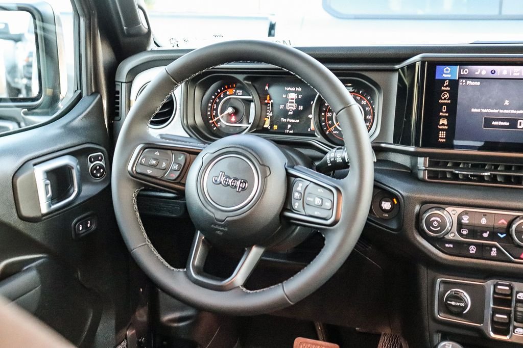 New 2026 Crystal Metallic Jeep California Edition image 16