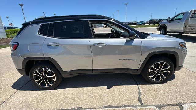 Certified Used 2022 Silver Jeep Limited image 16