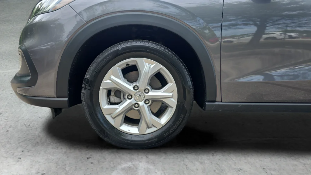 Used 2024 Gray Honda LX image 17