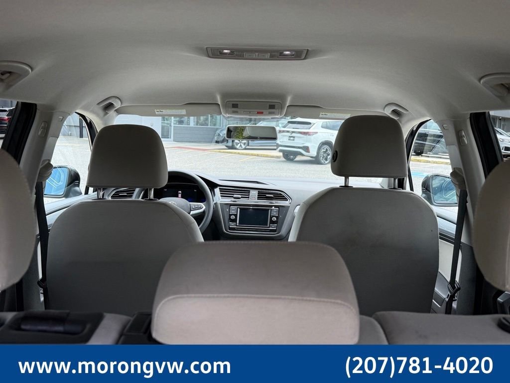 Used 2022 Black Volkswagen 2.0T S image 18