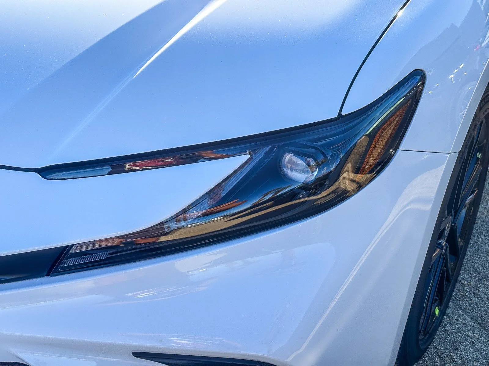 New 2026 Ice Cap Toyota SE image 8
