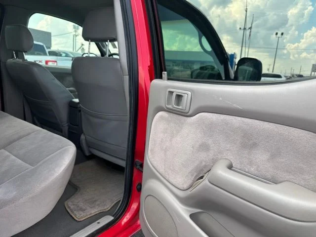 Used 2004 Radiant Red Toyota Base image 13