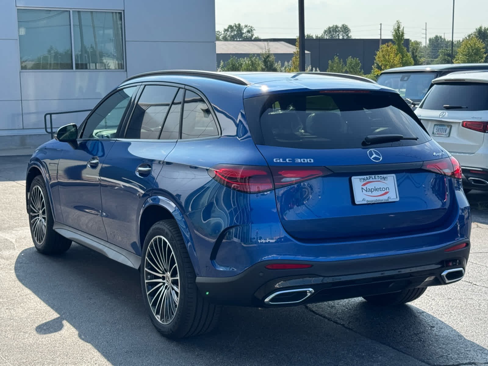 New 2027 Starling Blue Metallic Mercedes-Benz GLC 300 image 7