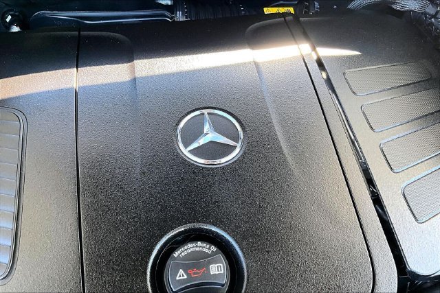 Certified Used 2024 White Mercedes-Benz GLE 350 image 29
