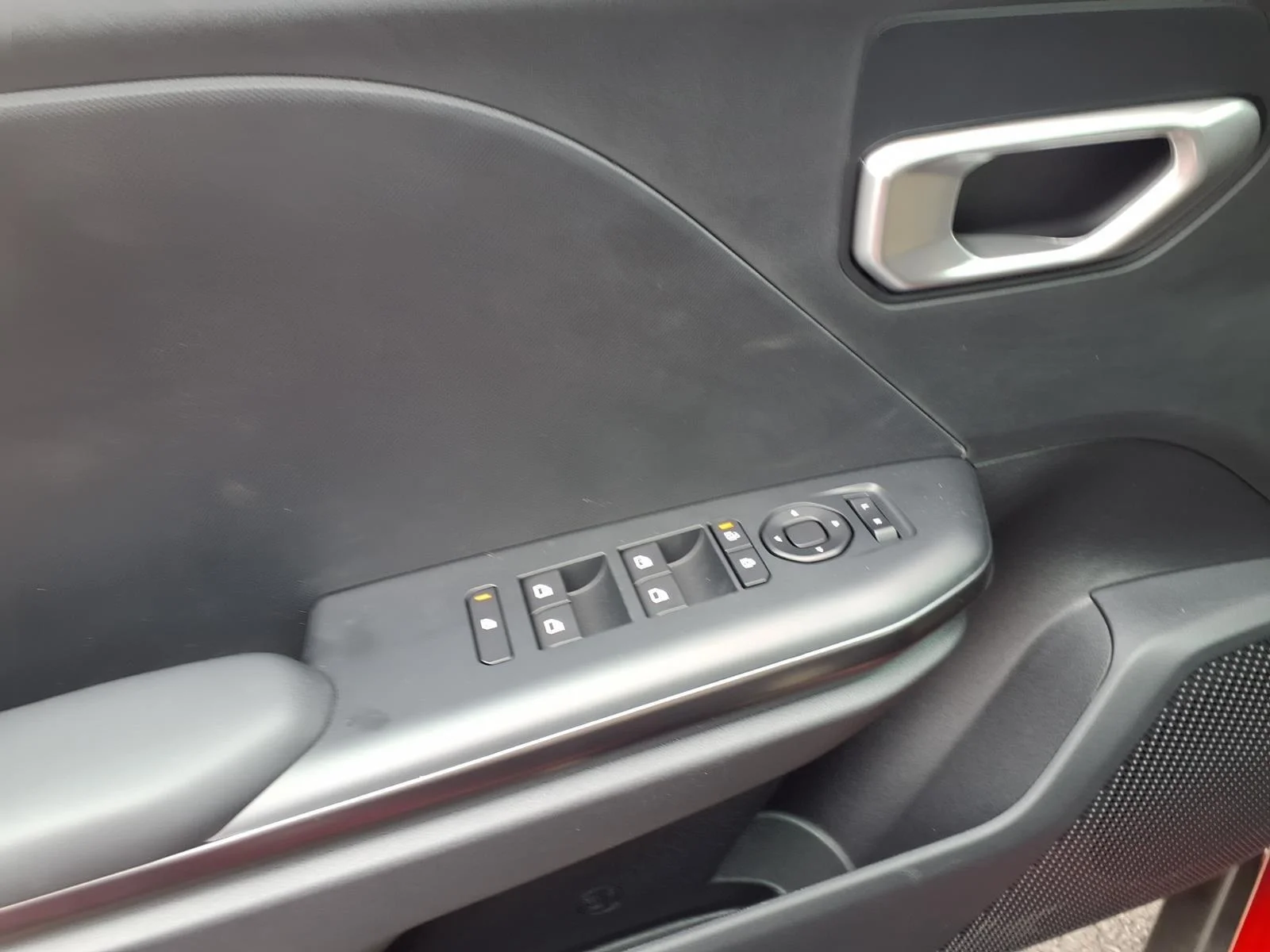 New 2026 Currant Red Kia LXS image 11