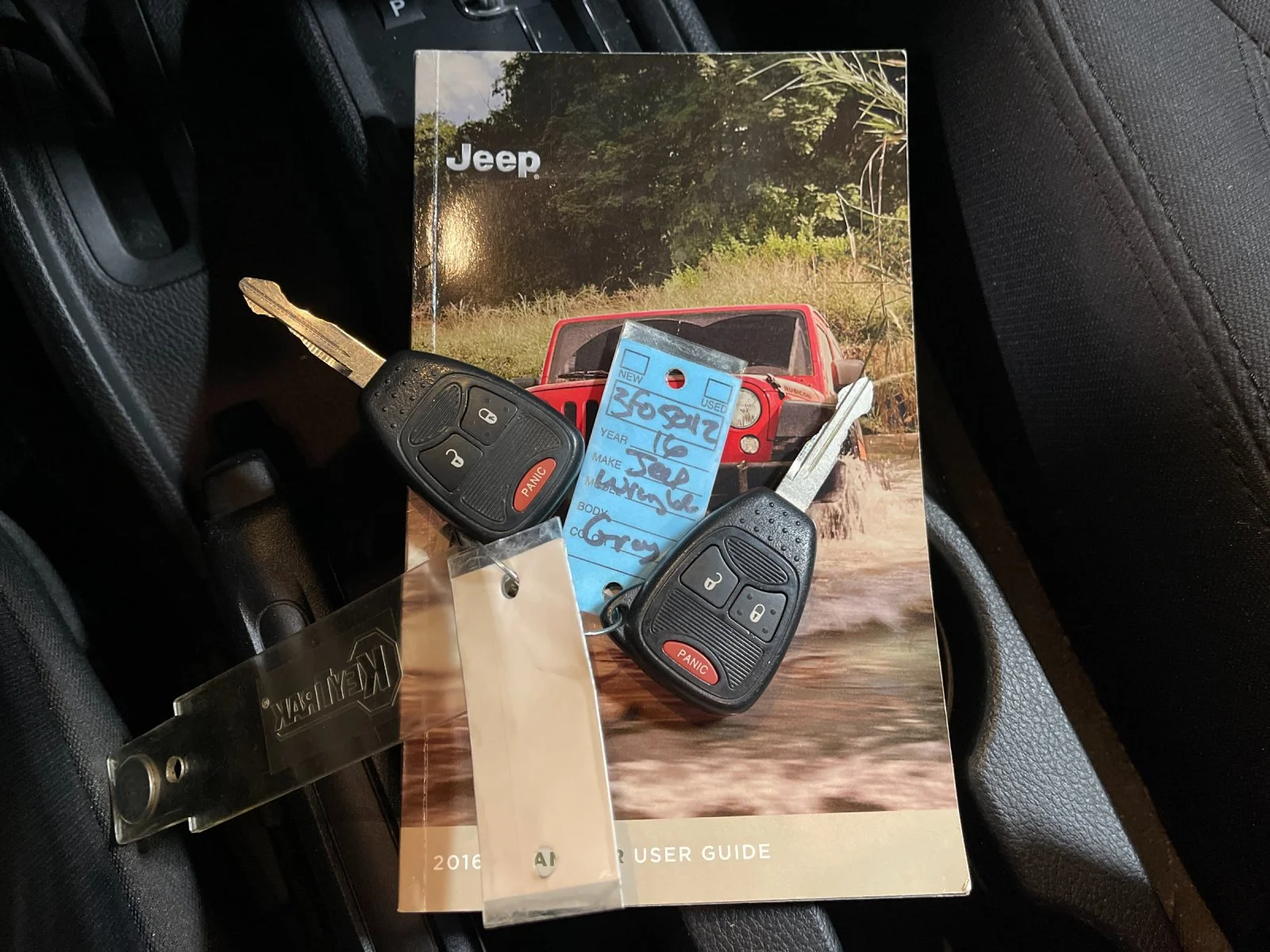Used 2016 Black Jeep Sport image 10