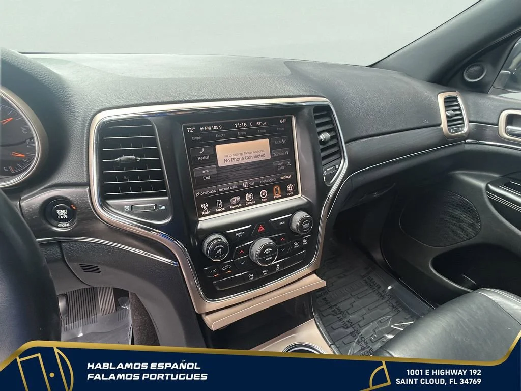 Used 2015  Jeep Limited image 17