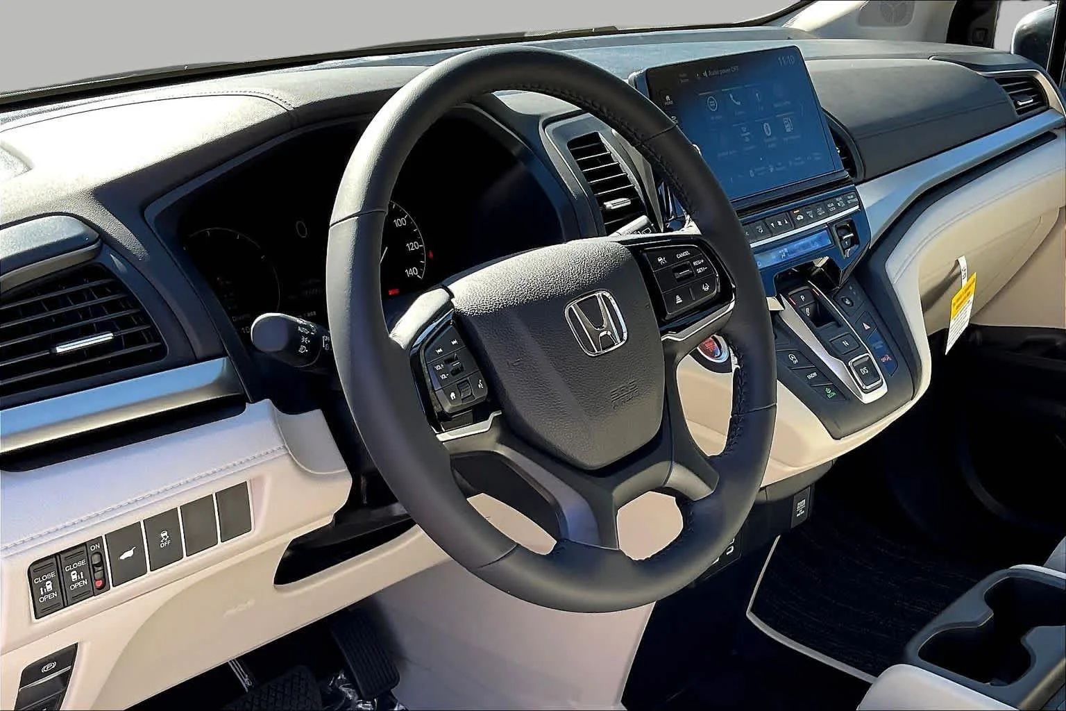 New 2027 Solar Silver Metallic Honda EX-L image 8
