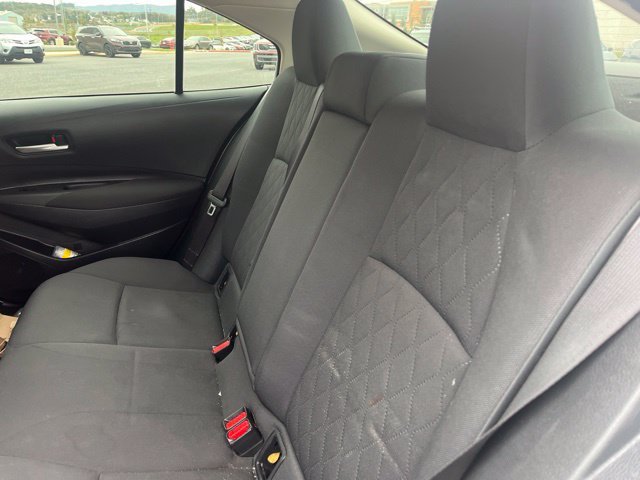 Used 2020 White Toyota LE image 8