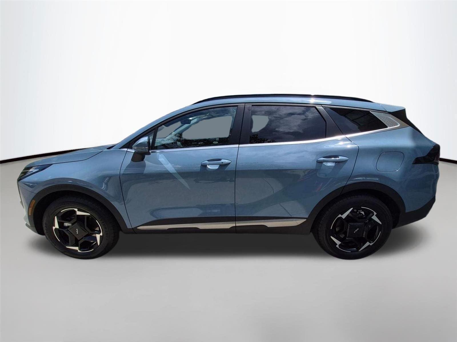 Used 2026 Heritage Blue Kia EX image 8
