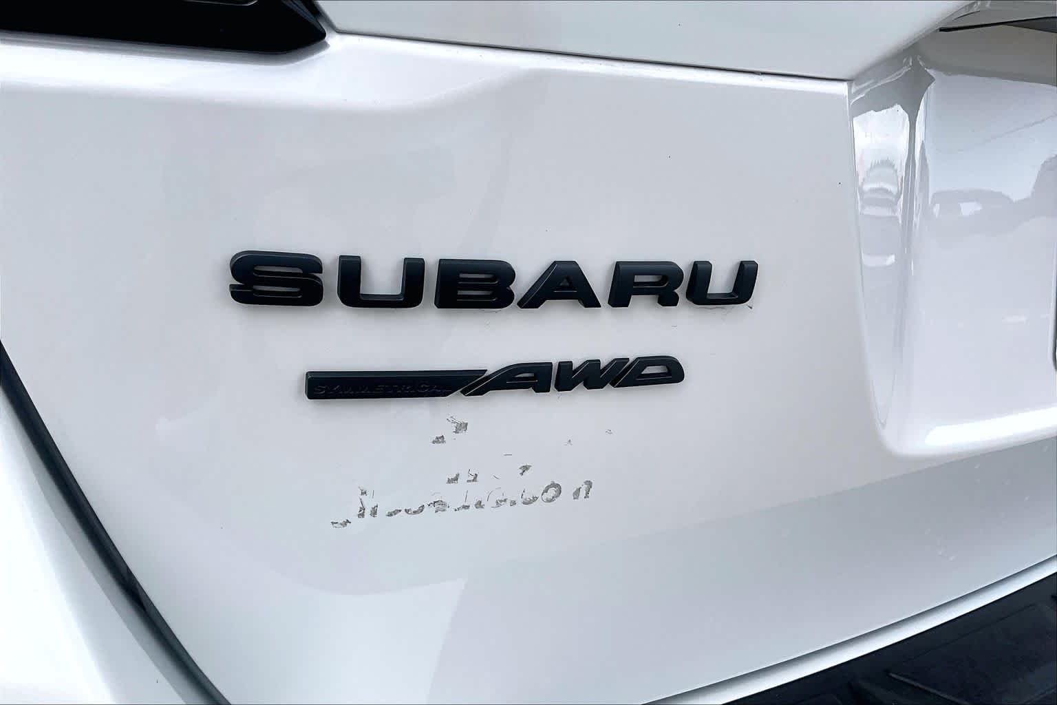 Used 2025 Crystal White Pearl Subaru Onyx Edition image 10