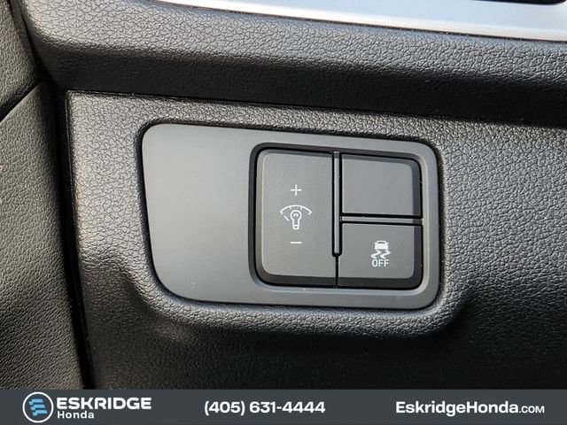 Used 2019 Gray Hyundai SE image 21