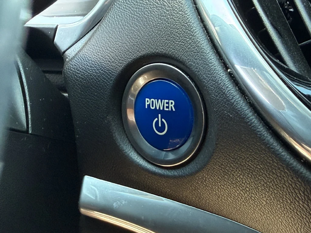 Used 2018 SATIN STEEL METALLIC Chevrolet Premier image 9