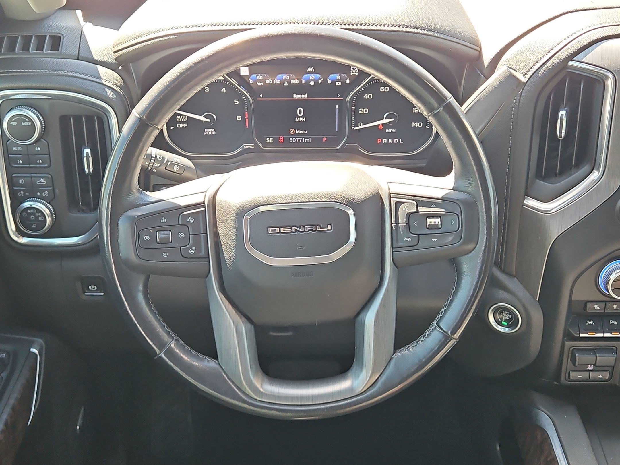 Used 2020 White Frost Tricoat GMC Denali image 17