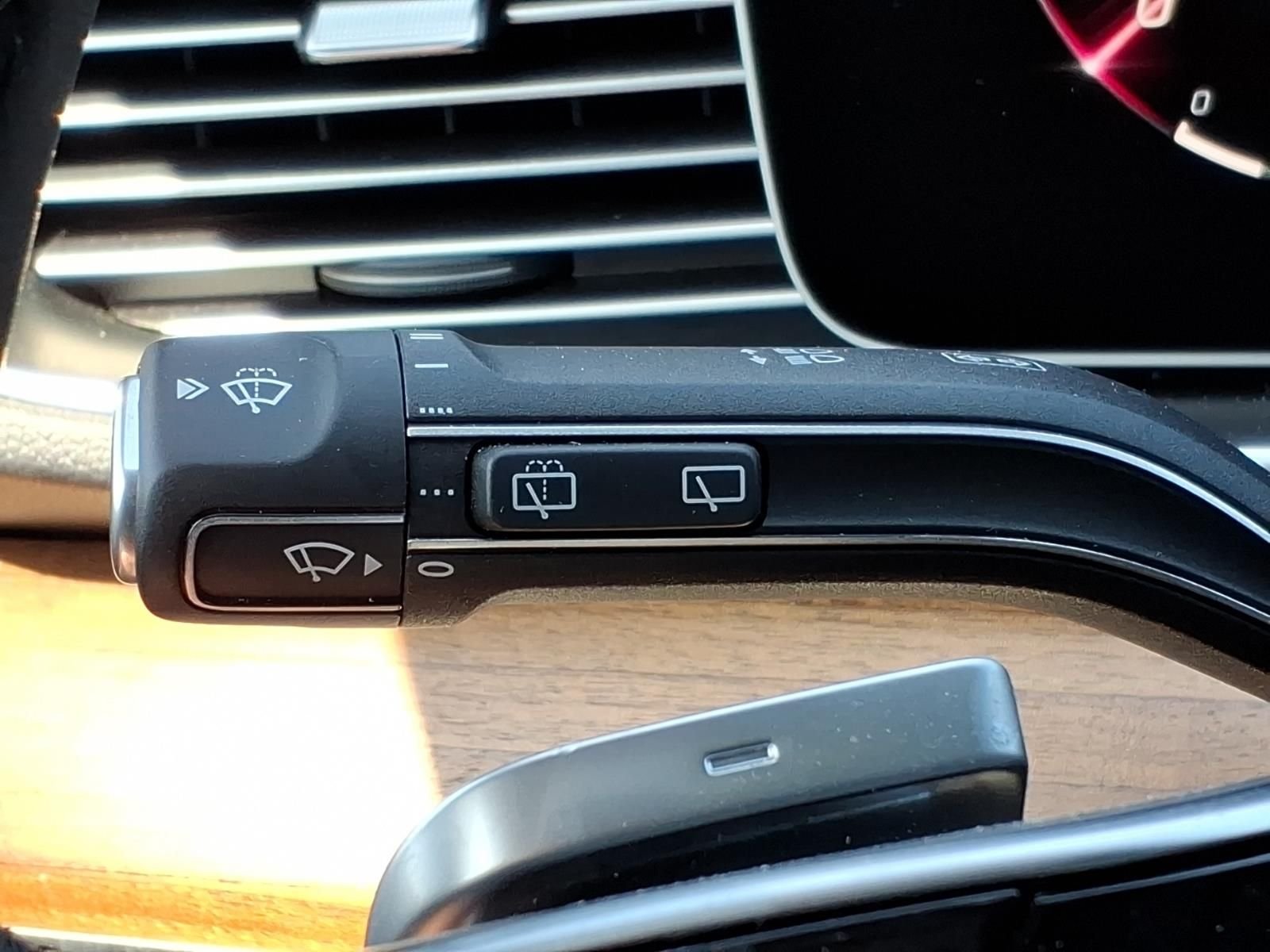Certified Used 2025  Mercedes-Benz GLE 350 image 27