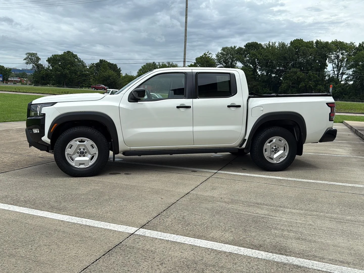 Certified Used 2024  Nissan SV image 4